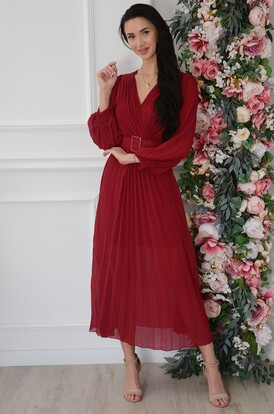 Sukienka maxi plisowana z paskiem bordo Polette