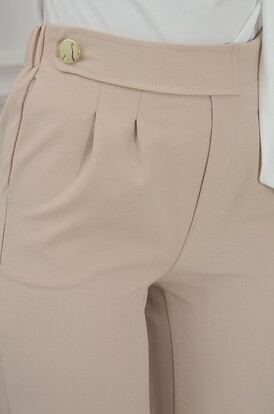 Spodnie cygaretki z zaszewkami ciepły beż Firland