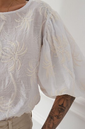 Bluzka haftowana bufiaste rękawki ecru Rumis