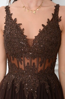 Sukienka maxi z tiulu i gipiury czekolada Juliette