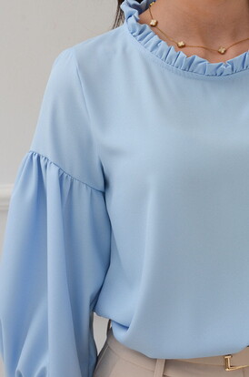 Bluzka z marszczoną stójką baby blue Eve