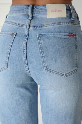 Spodnie jeansowe mom fit jasno niebieskie Bambi