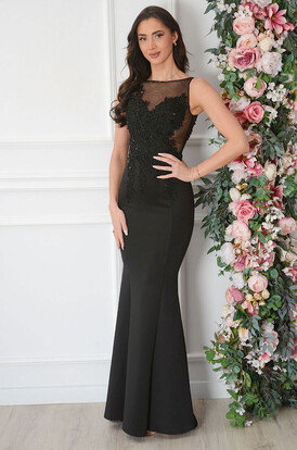 Sukienka maxi rybka z gipiurą czarna Mook