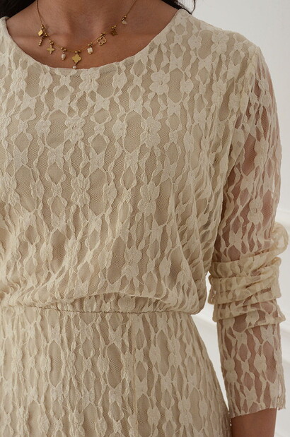 Sukienka midi z koronki masełko Gamby Size+