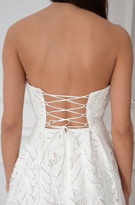 Sukienka maxi z grubej koronki biała Anetta